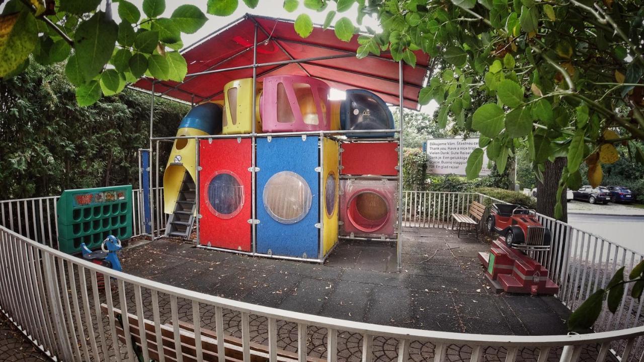 Camping Sokol Praha Exterior foto